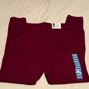 HUE Women's Burgundy Leggings